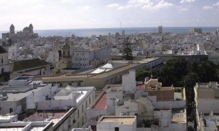 Un paseo cultural y gastronómico por Cádiz.