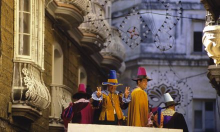 ¡No te pierdas en el Carnaval de Cádiz!