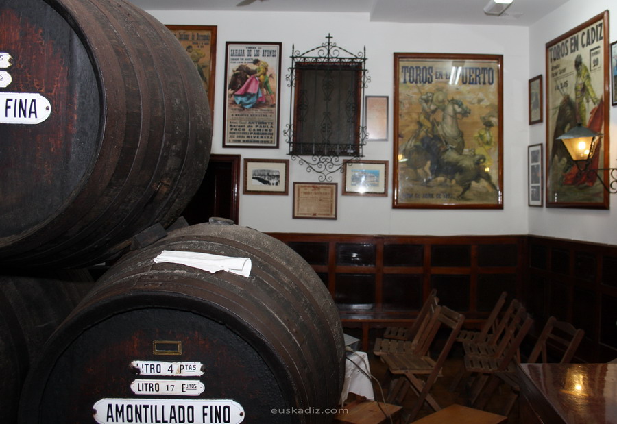 taberna-la-manzanilla-de-cadiz-euskadiz